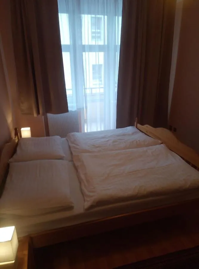 Kamil Apartments, Lux, 95M2 Karlsbad 0*,